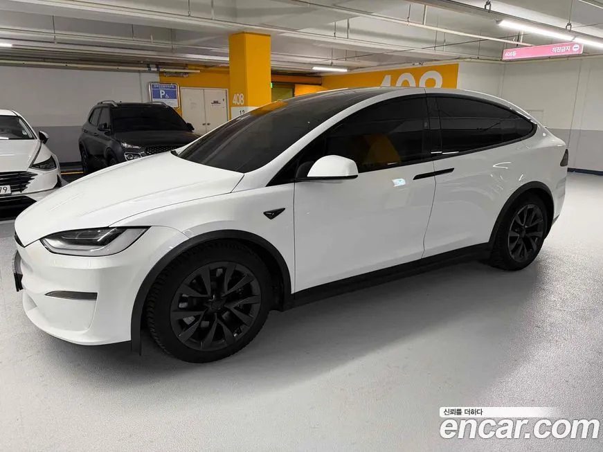Tesla Model X — фото 5