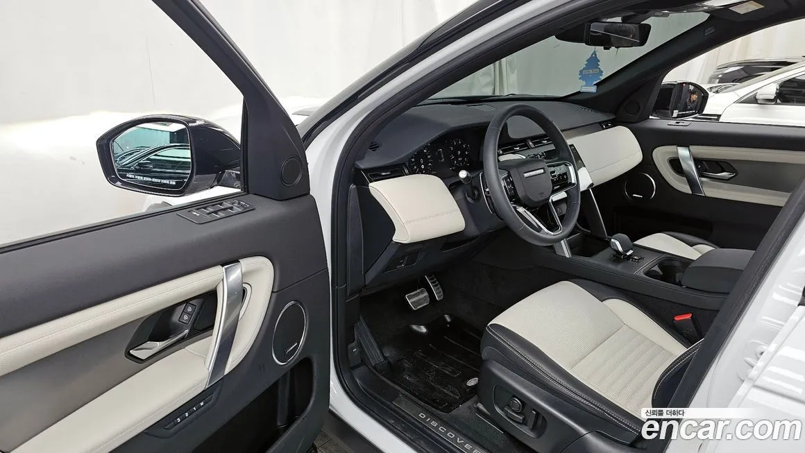 Land Rover Discovery Sport — фото 10