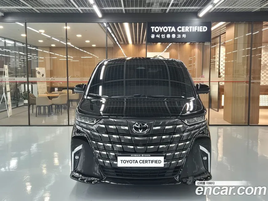 Toyota Alphard — фото 3