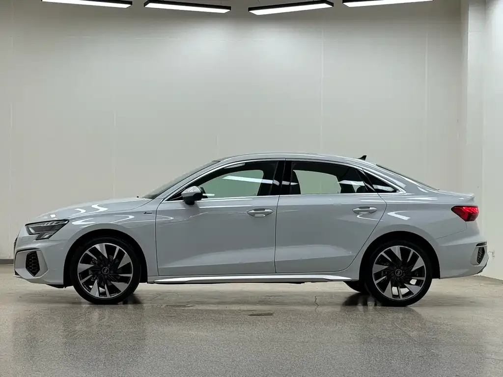 Audi A3 — фото 4