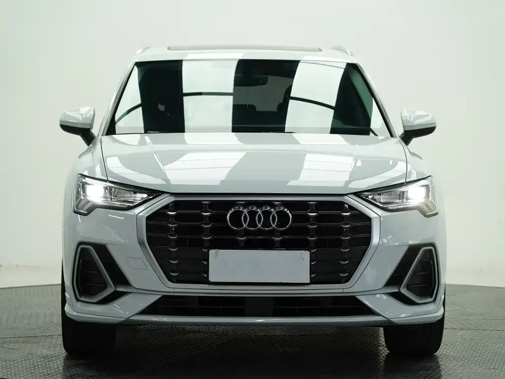 Audi Q3 — фото 2