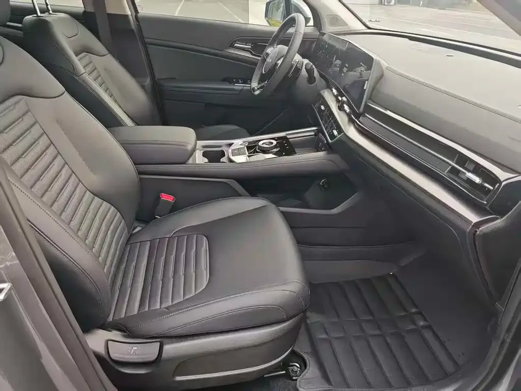 Kia Sportage — фото 10