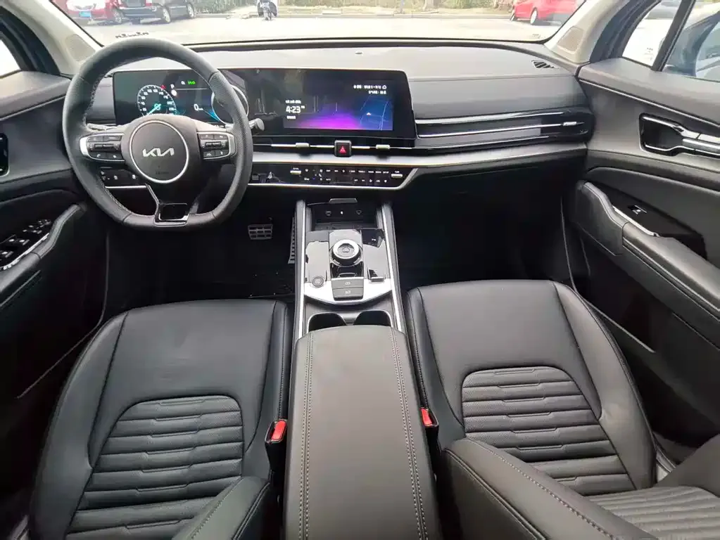 Kia Sportage — фото 9