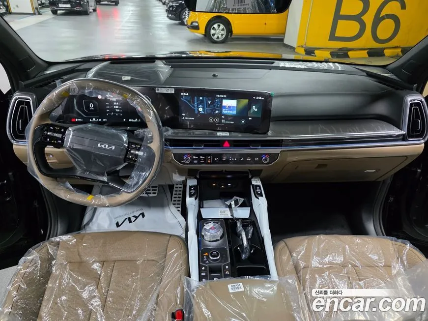 Kia Sorento — фото 7