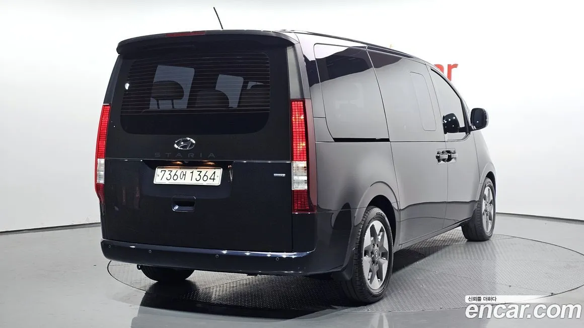 Hyundai Staria — фото 2