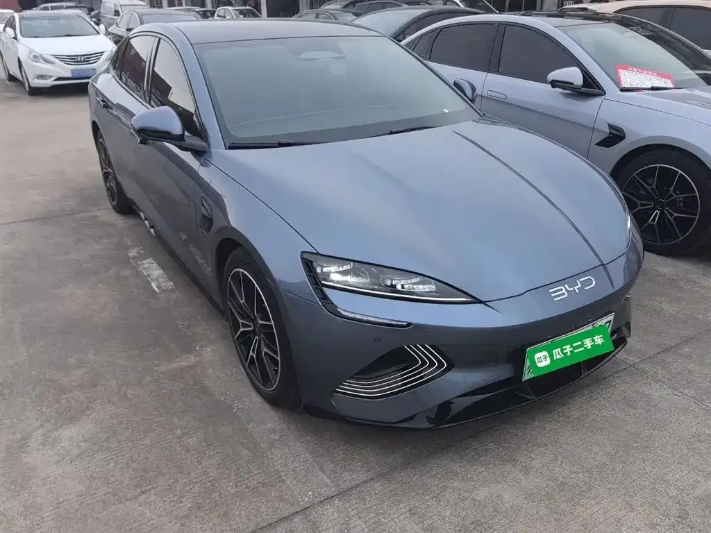 BYD Seal — фото 4