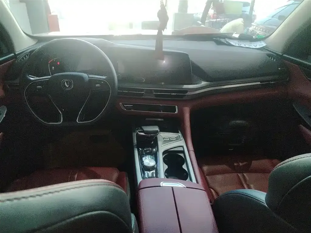Changan CS75PLUS — фото 10