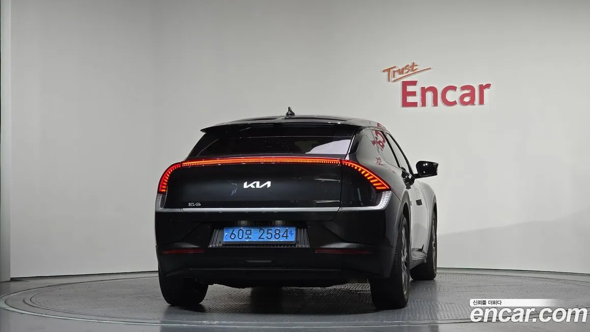 Kia EV6 — фото 4