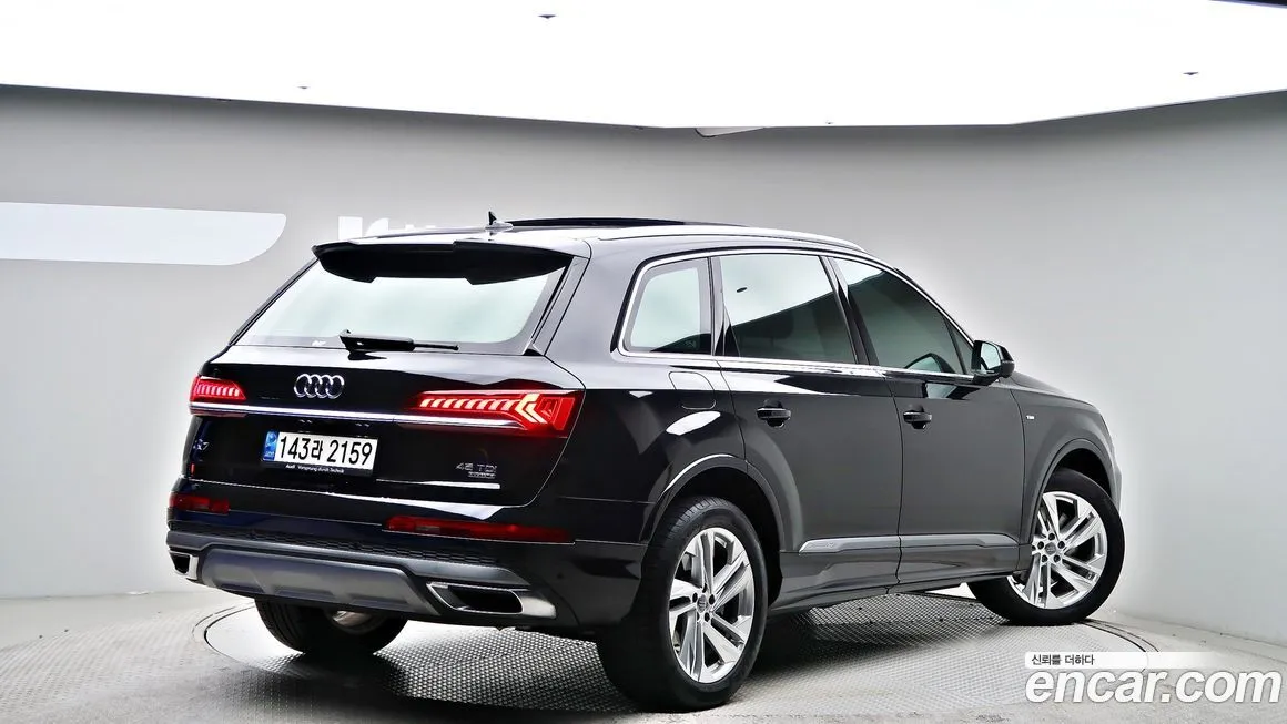 Audi Q7 — фото 2