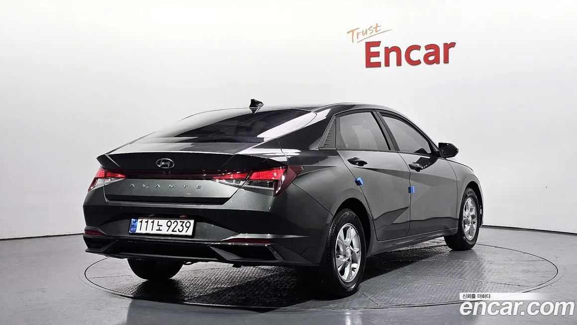 Hyundai AVANTE — фото 2