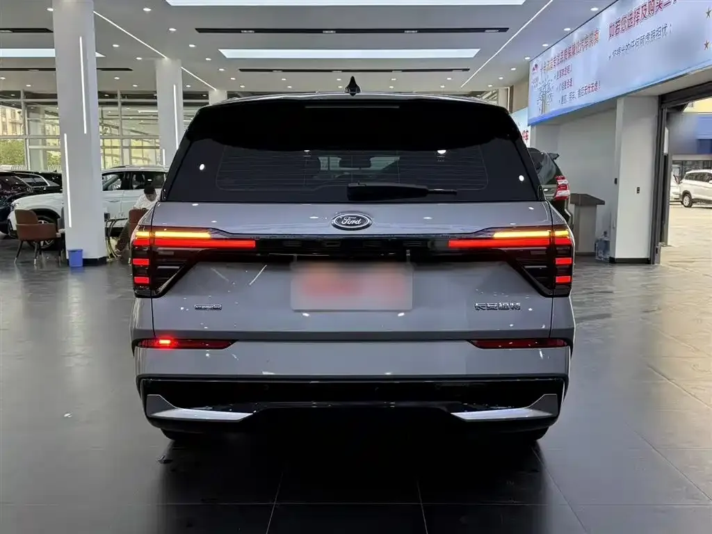 Ford Edge — фото 9
