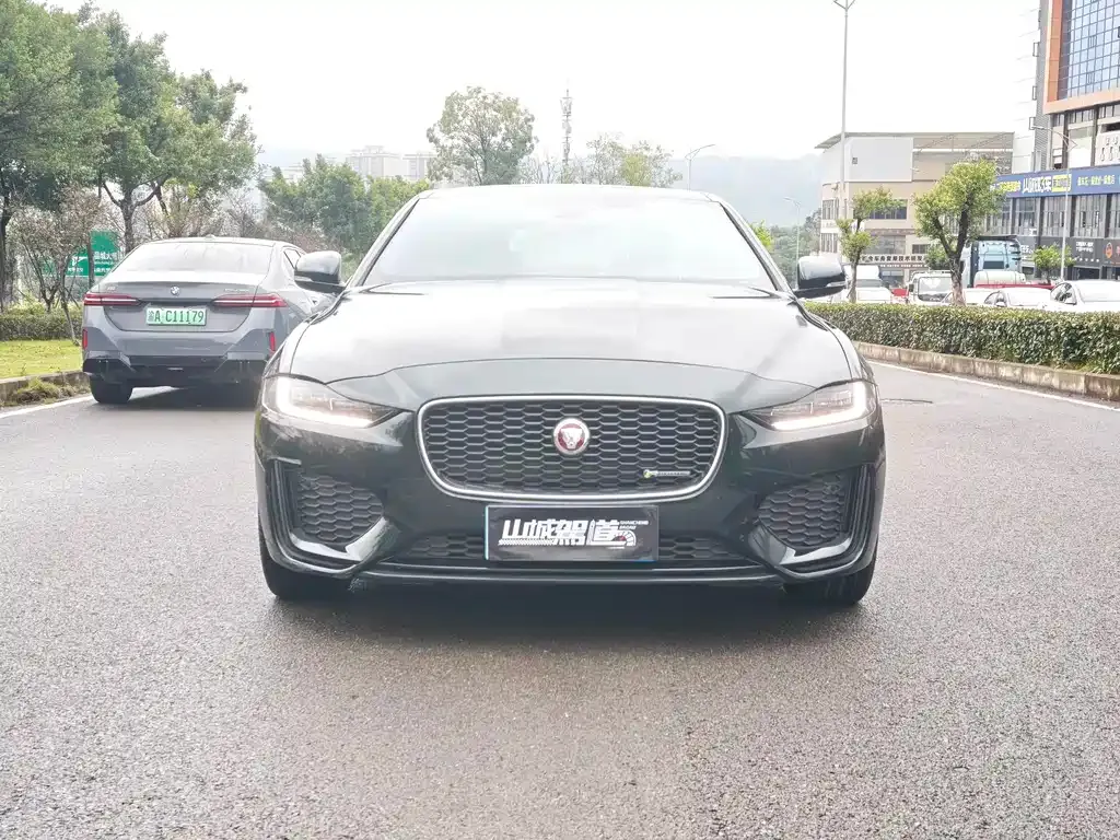 Jaguar XEL — фото 3