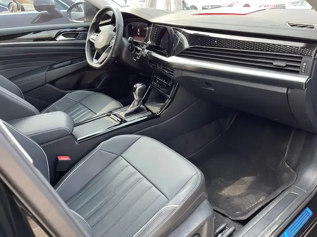 Volkswagen Passat — фото 6