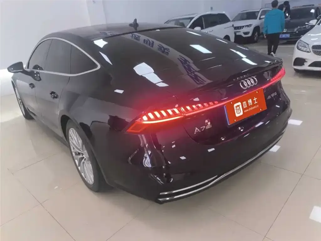 Audi A7 — фото 6