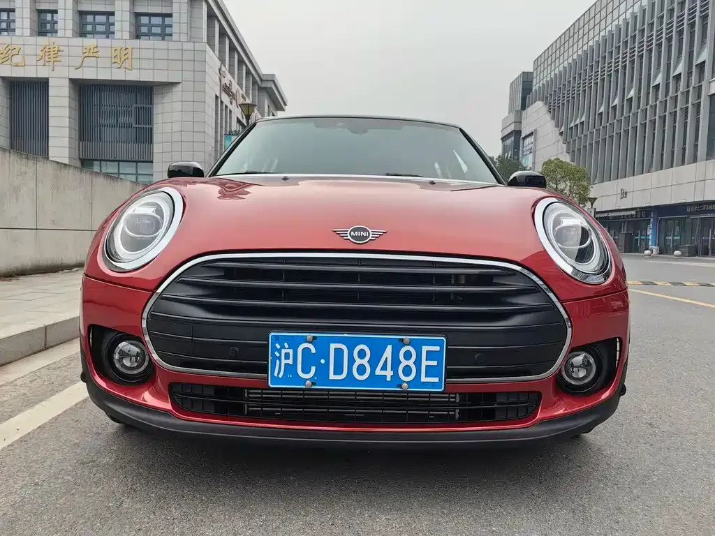 MINI Clubman — фото 2