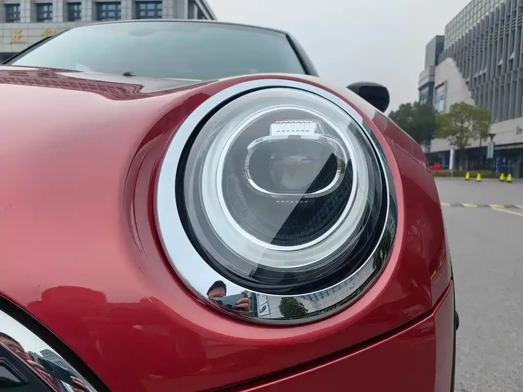 MINI Clubman — фото 3