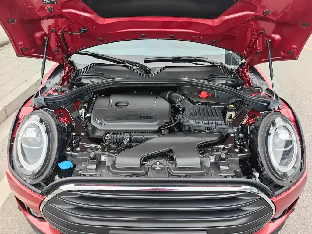 MINI Clubman — фото 4