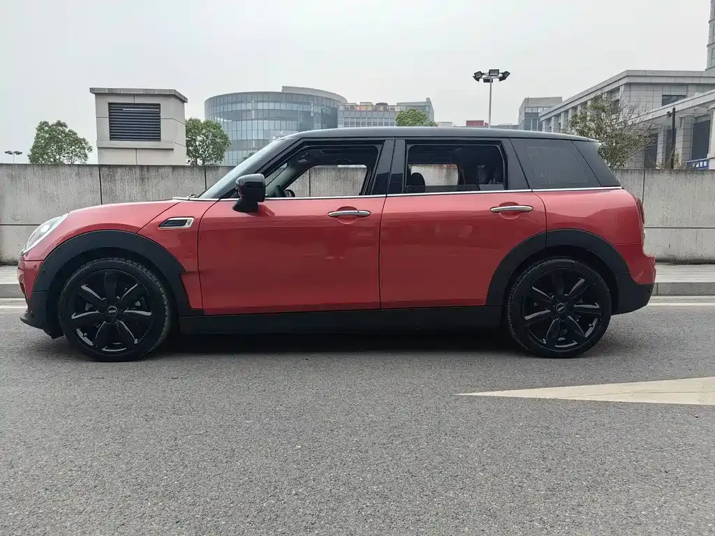 MINI Clubman — фото 8