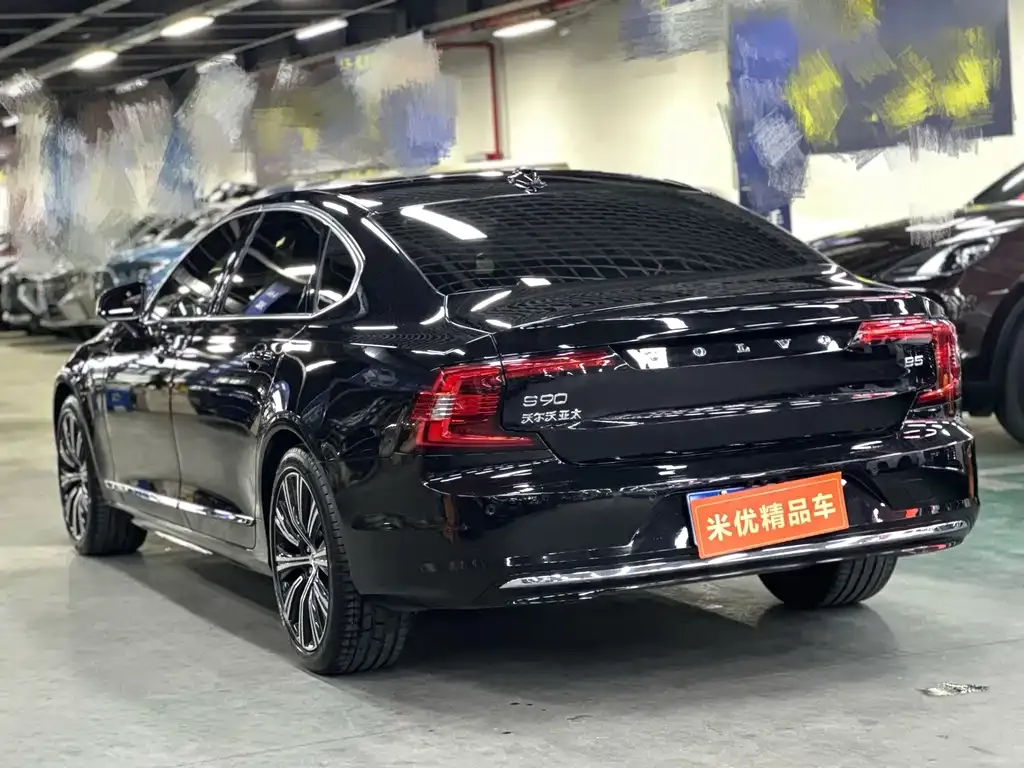 Volvo S90 — фото 6