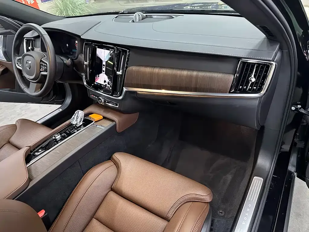 Volvo S90 — фото 9