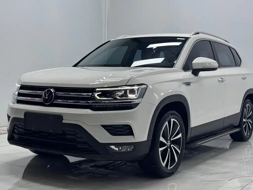 Volkswagen Tharu — фото 1