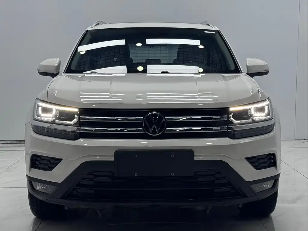 Volkswagen Tharu — фото 2