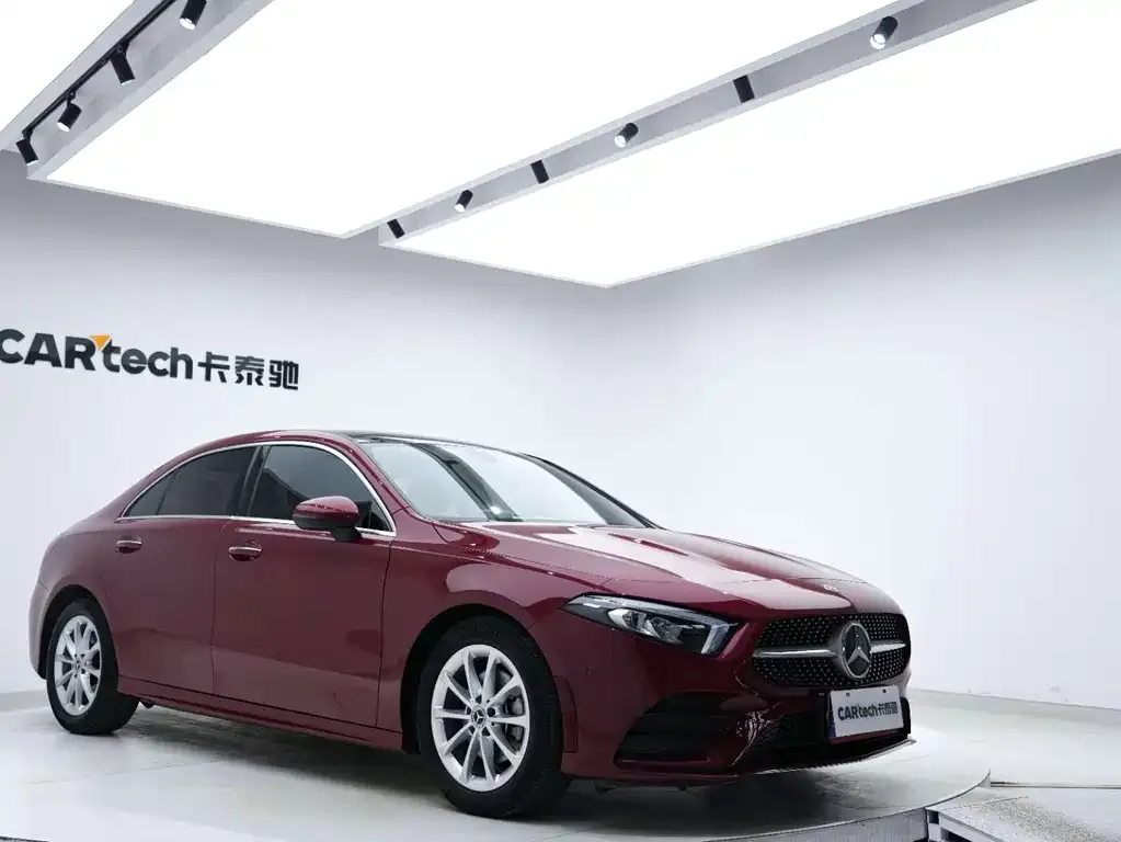 Mercedes-Benz A-Class — фото 10