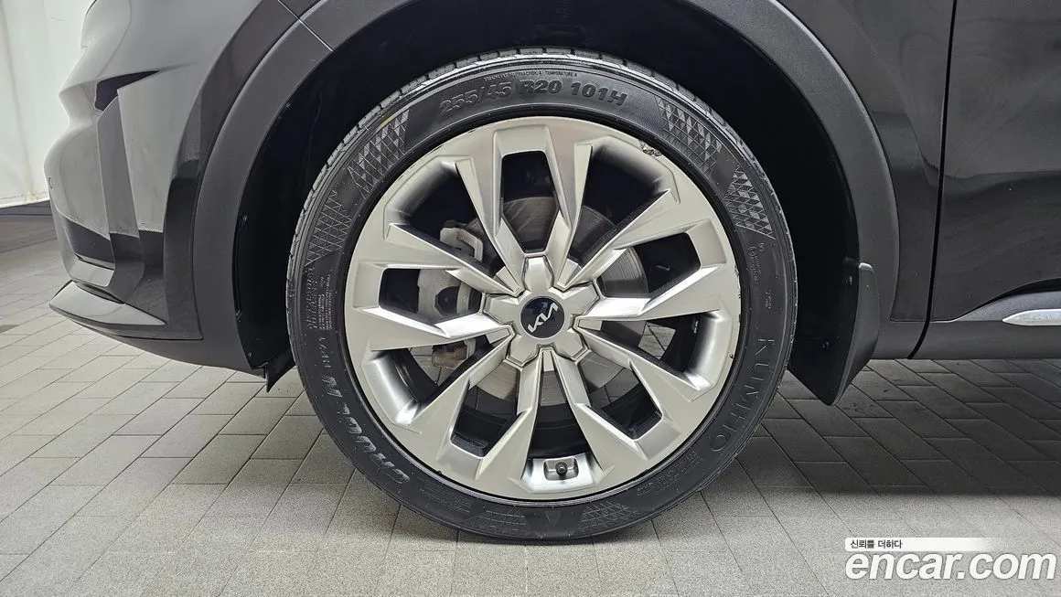 Kia Sorento — фото 5