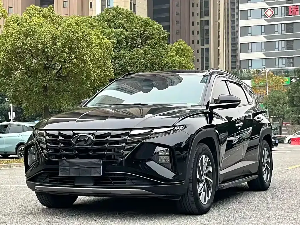 Hyundai Tucson — фото 1