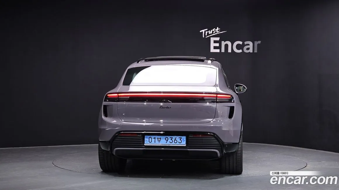 Porsche Macan — фото 4