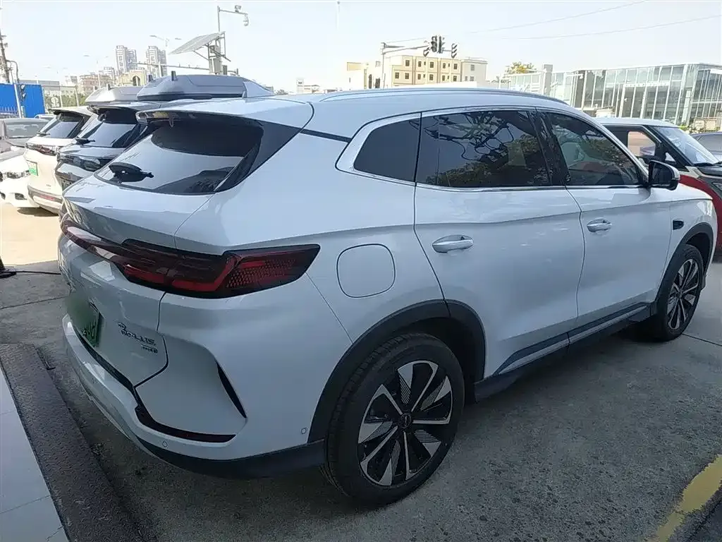 BYD PLUS New Energy — фото 7