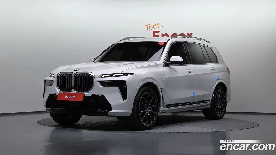 BMW X7 — фото 1