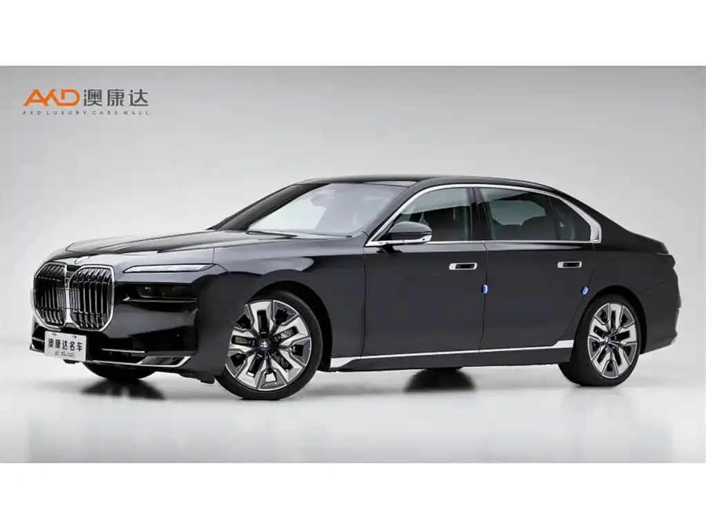 BMW 7 Series — фото 1