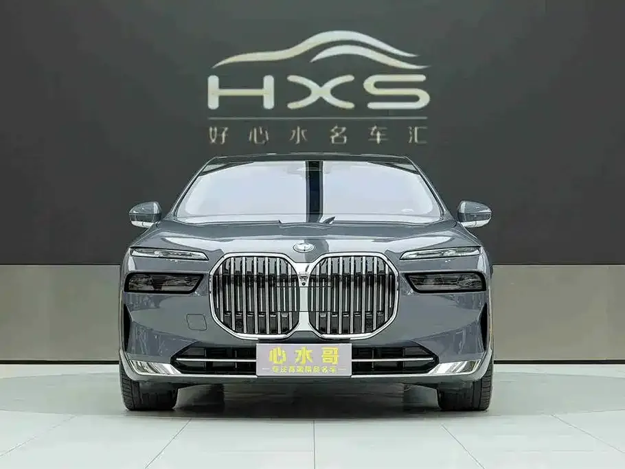BMW 7 Series — фото 2