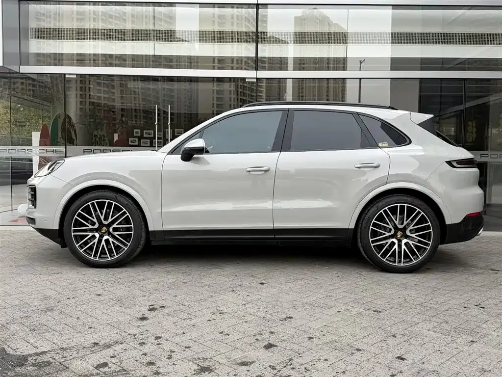 Porsche Cayenne — фото 3