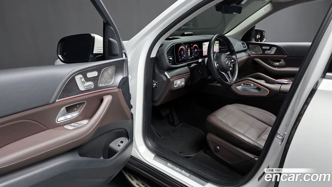Mercedes-Benz GLE-Class — фото 10