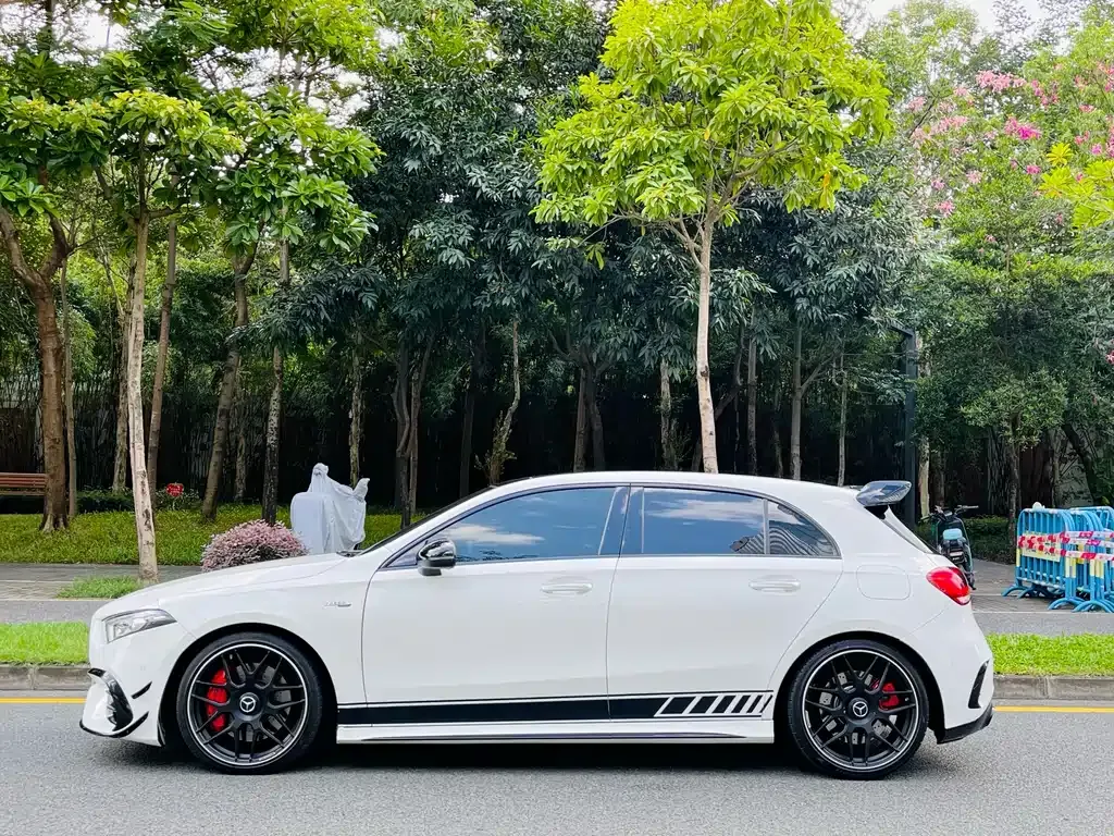 Mercedes-Benz A-Class AMG — фото 4