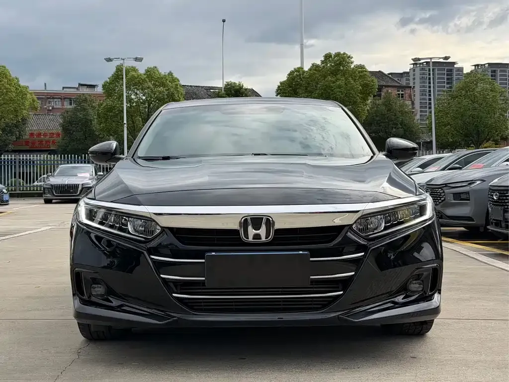 Honda Accord — фото 2