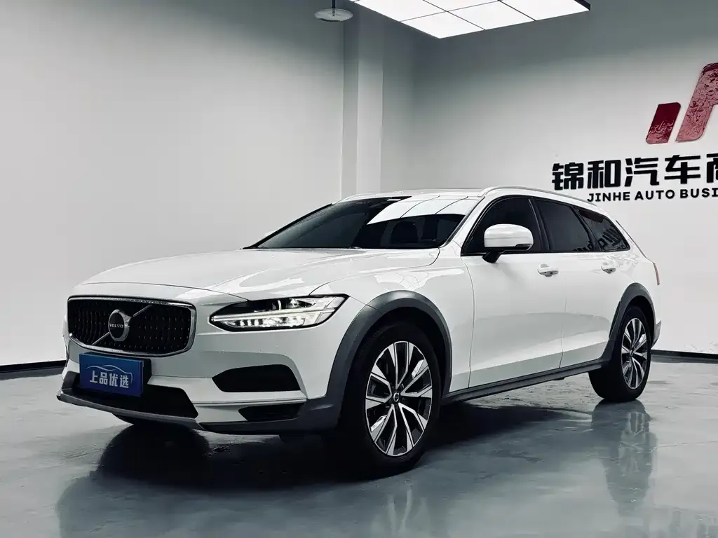 Volvo V90 — фото 1