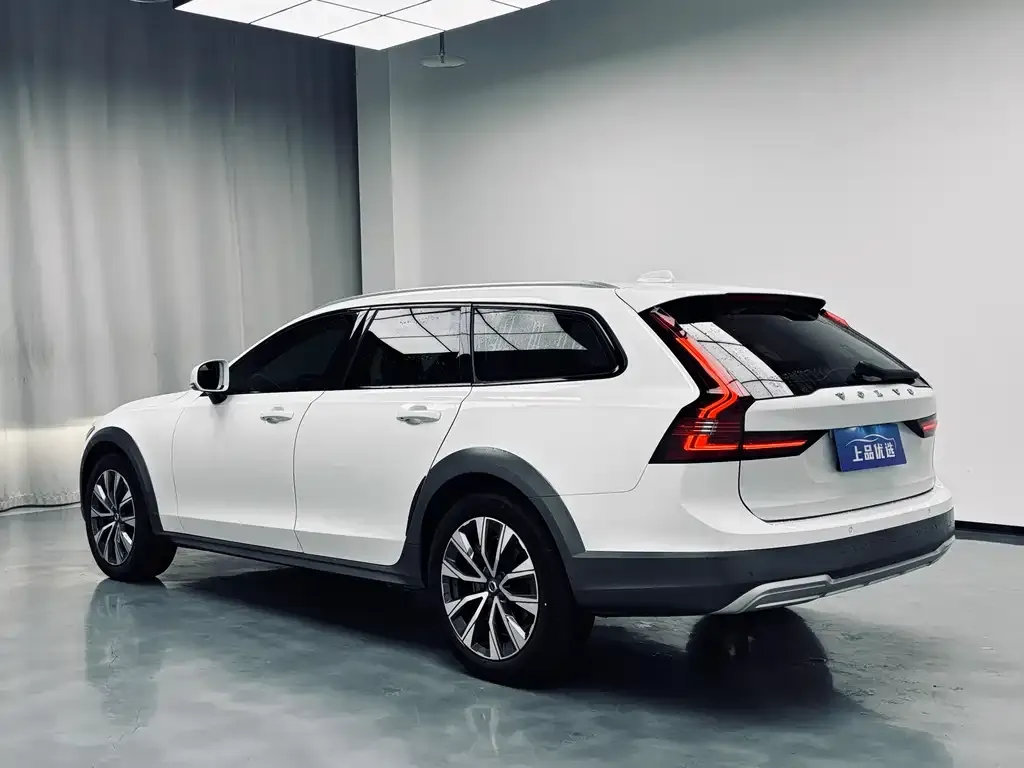 Volvo V90 — фото 6