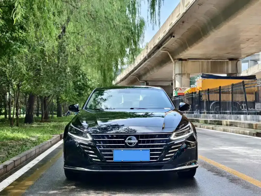 Nissan Teana — фото 2