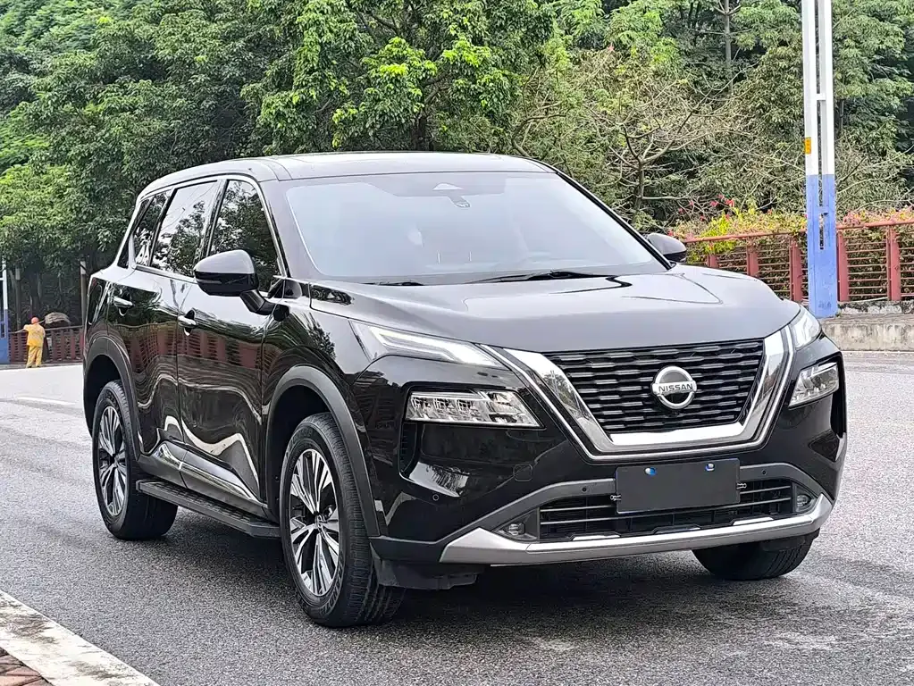 Nissan X-Trail — фото 4