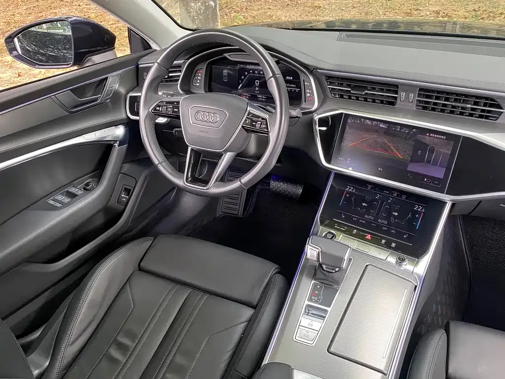 Audi A7 — фото 7
