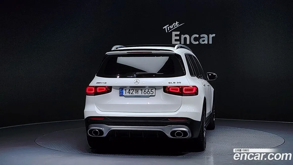Mercedes-Benz GLB-Class — фото 4