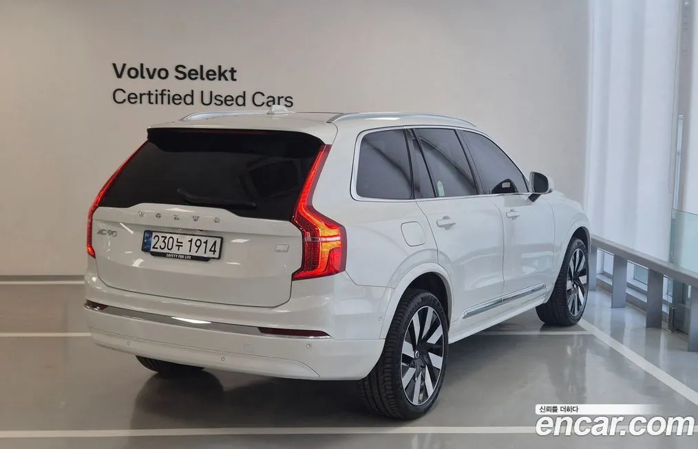 Volvo XC90 — фото 2