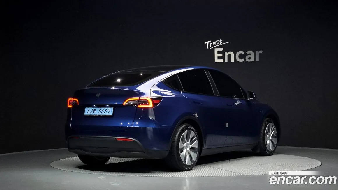Tesla Model Y — фото 2