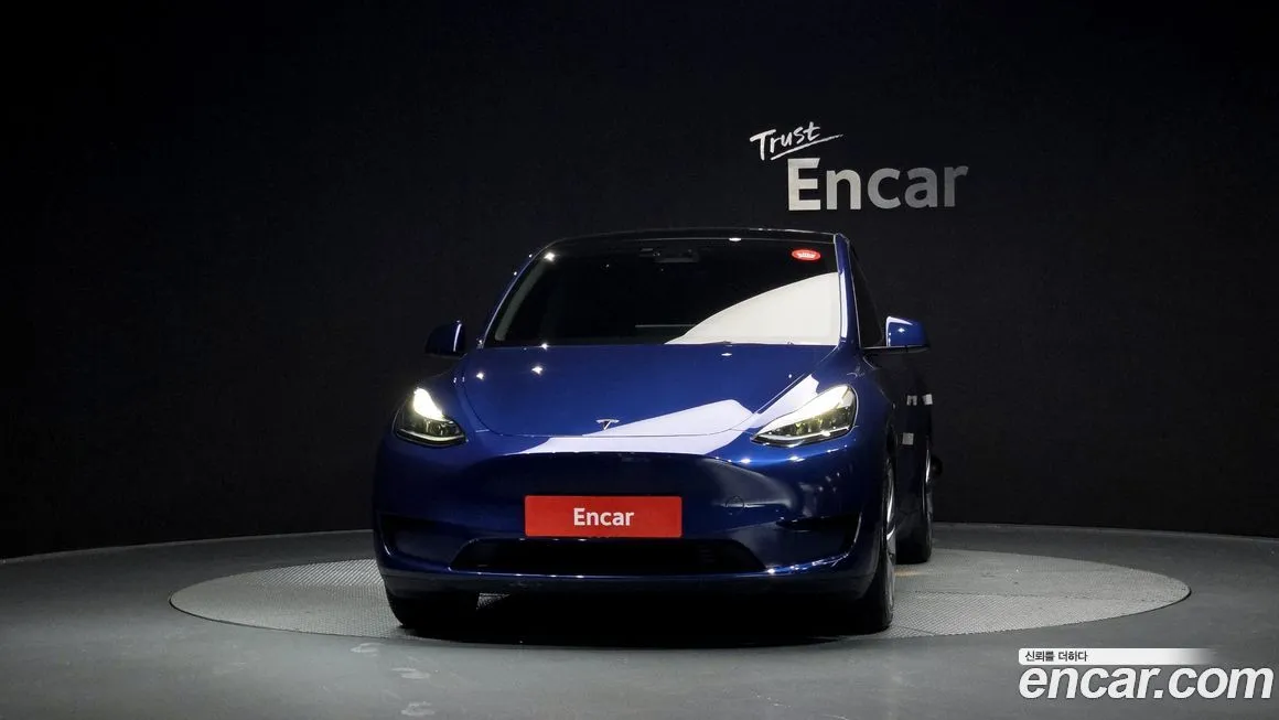 Tesla Model Y — фото 3