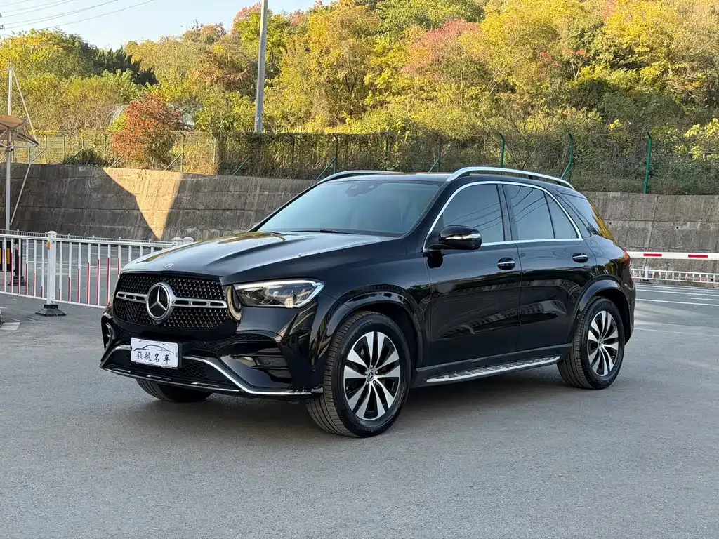 Mercedes-Benz GLE — фото 1