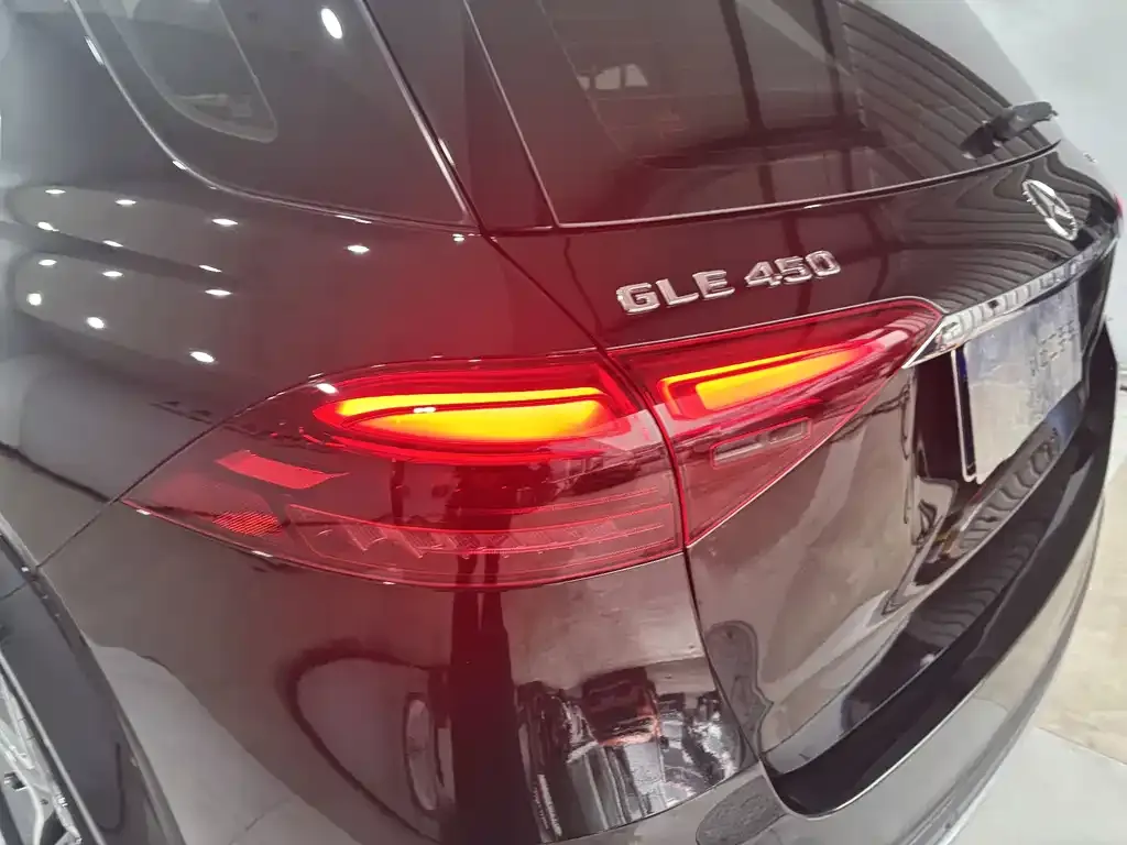 Mercedes-Benz GLE — фото 8
