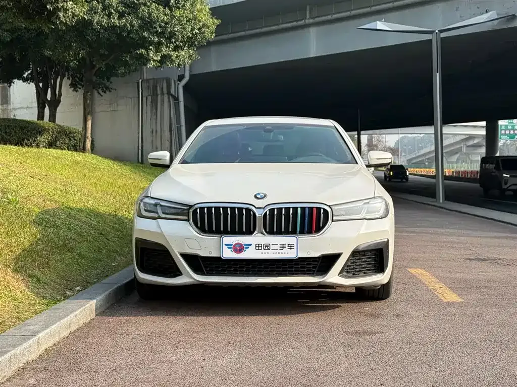 BMW 5 Series New Energy — фото 2
